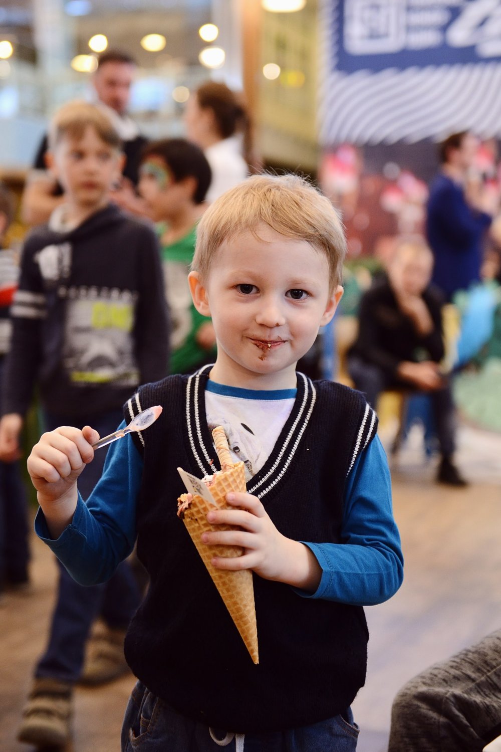 Weekend от Megacard&nbsp;Ice Cream Bar  De Luxe : 