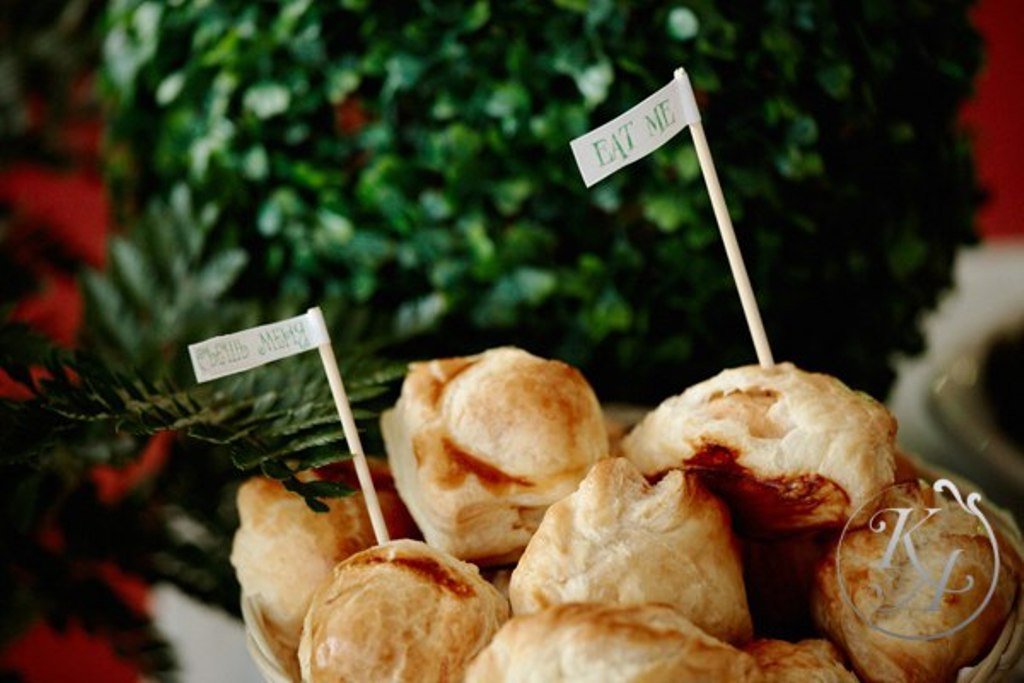 Свадьба «АЛИСА В СТРАНЕ ЧУДЕС»&nbsp;KARTON Wedding Agency : 