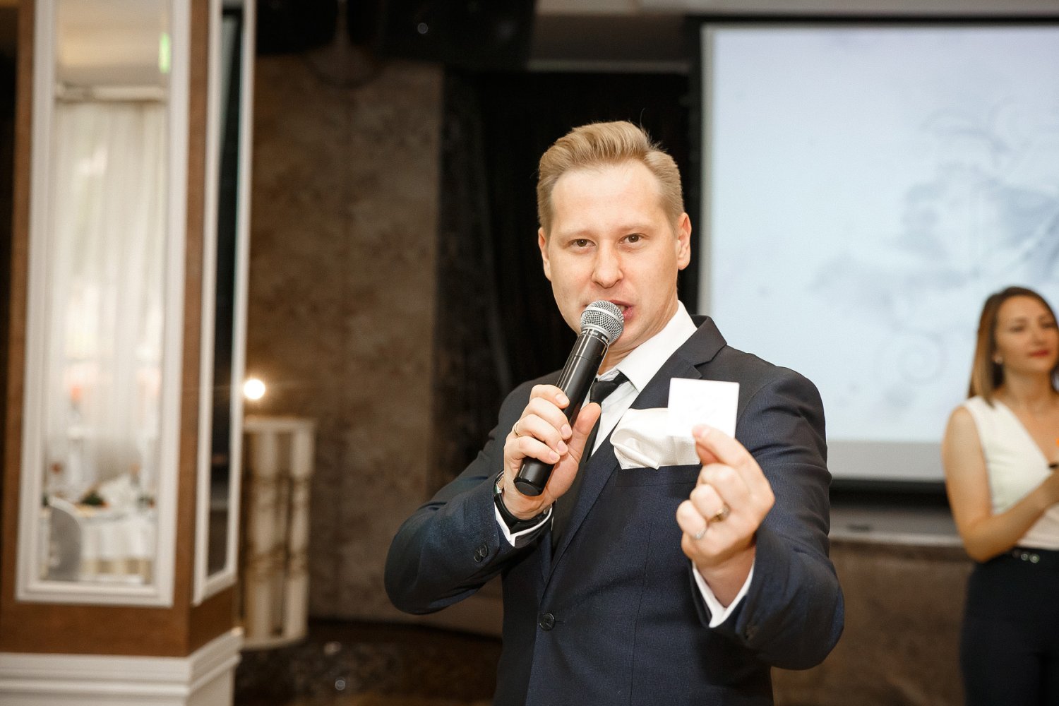 ведущий Семен Семенов&nbsp;Ведущий Семён Семёнов : 