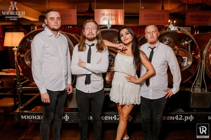 Live n Drive Band&nbsp;Live n Drive Band : 