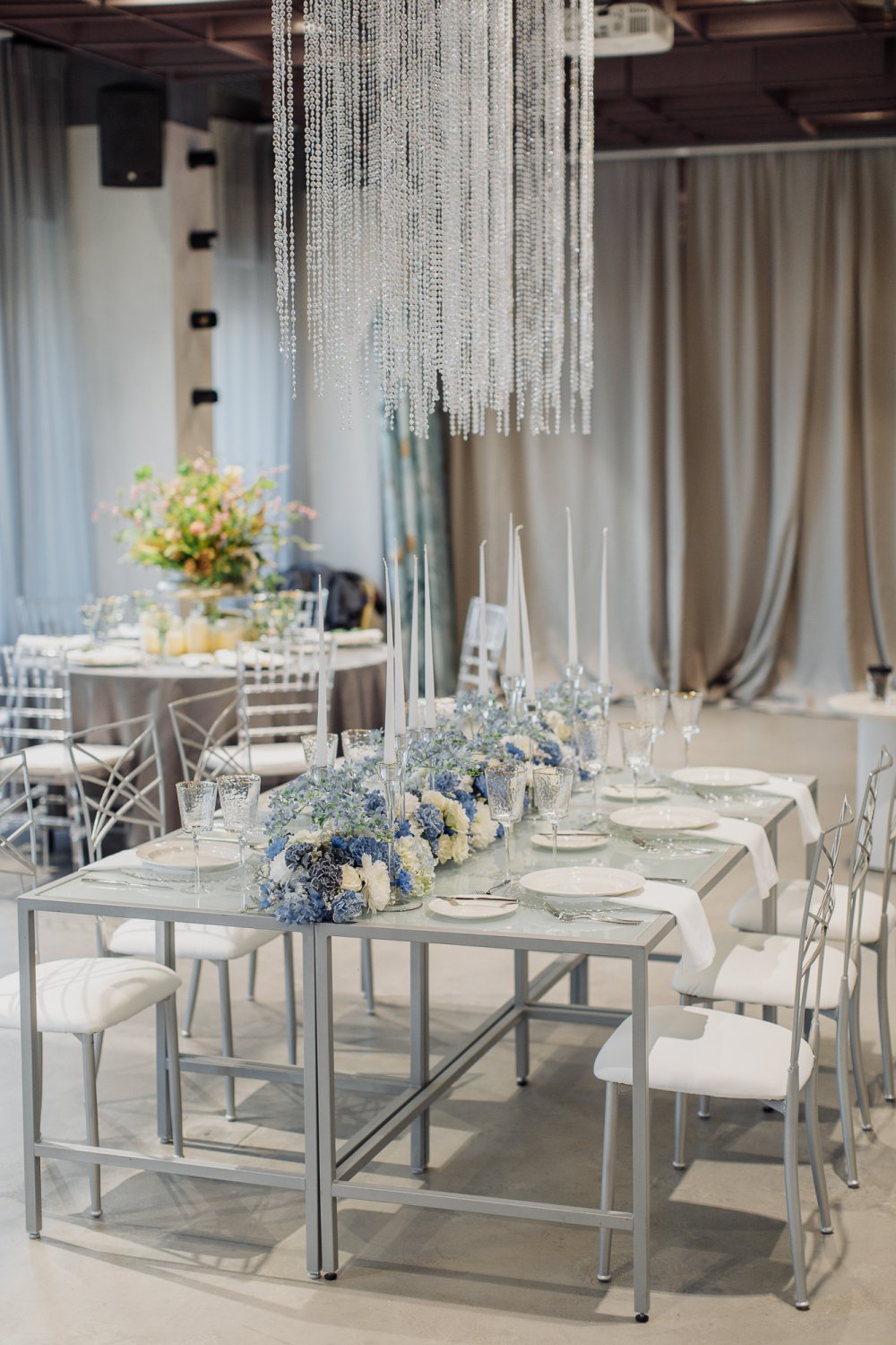 Интерьер зала "Арбат"&nbsp;Панорамный зал "Арбат" в AZIMUT Отель Смоленская Москва : 