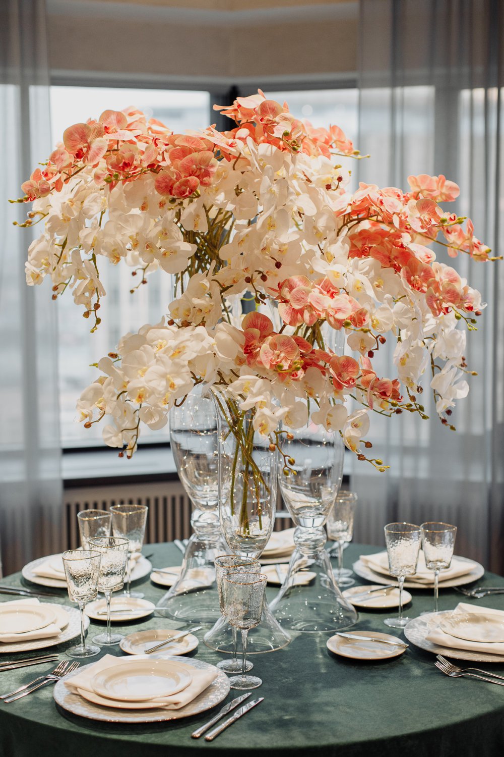 Интерьер зала "Арбат"&nbsp;Панорамный зал "Арбат" в AZIMUT Отель Смоленская Москва : 