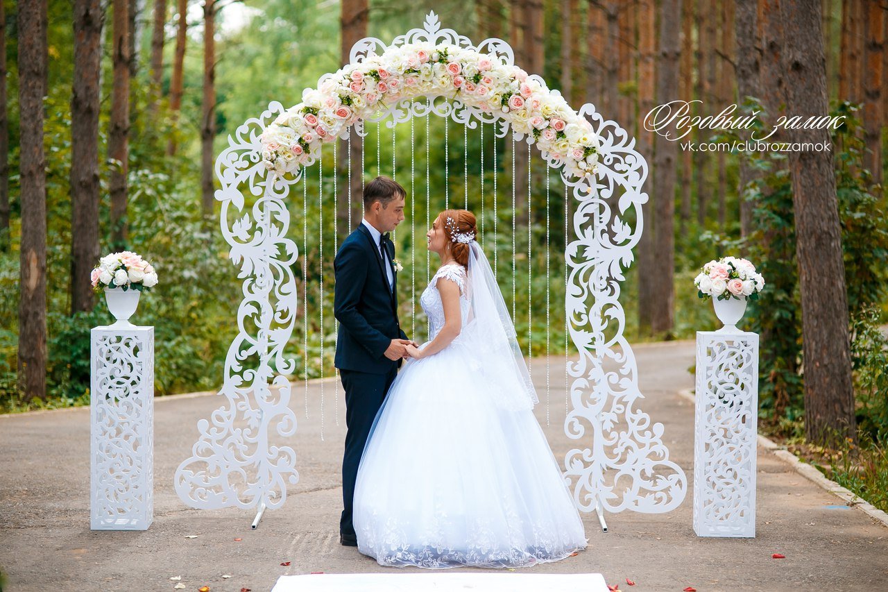 Свадебное оформление свадебного зала&nbsp;Розовый замок : 