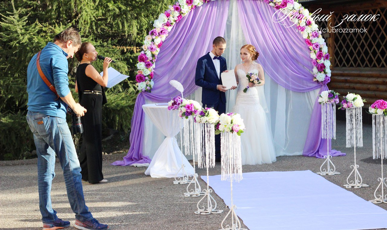 Свадебное оформление свадебного зала&nbsp;Розовый замок : 