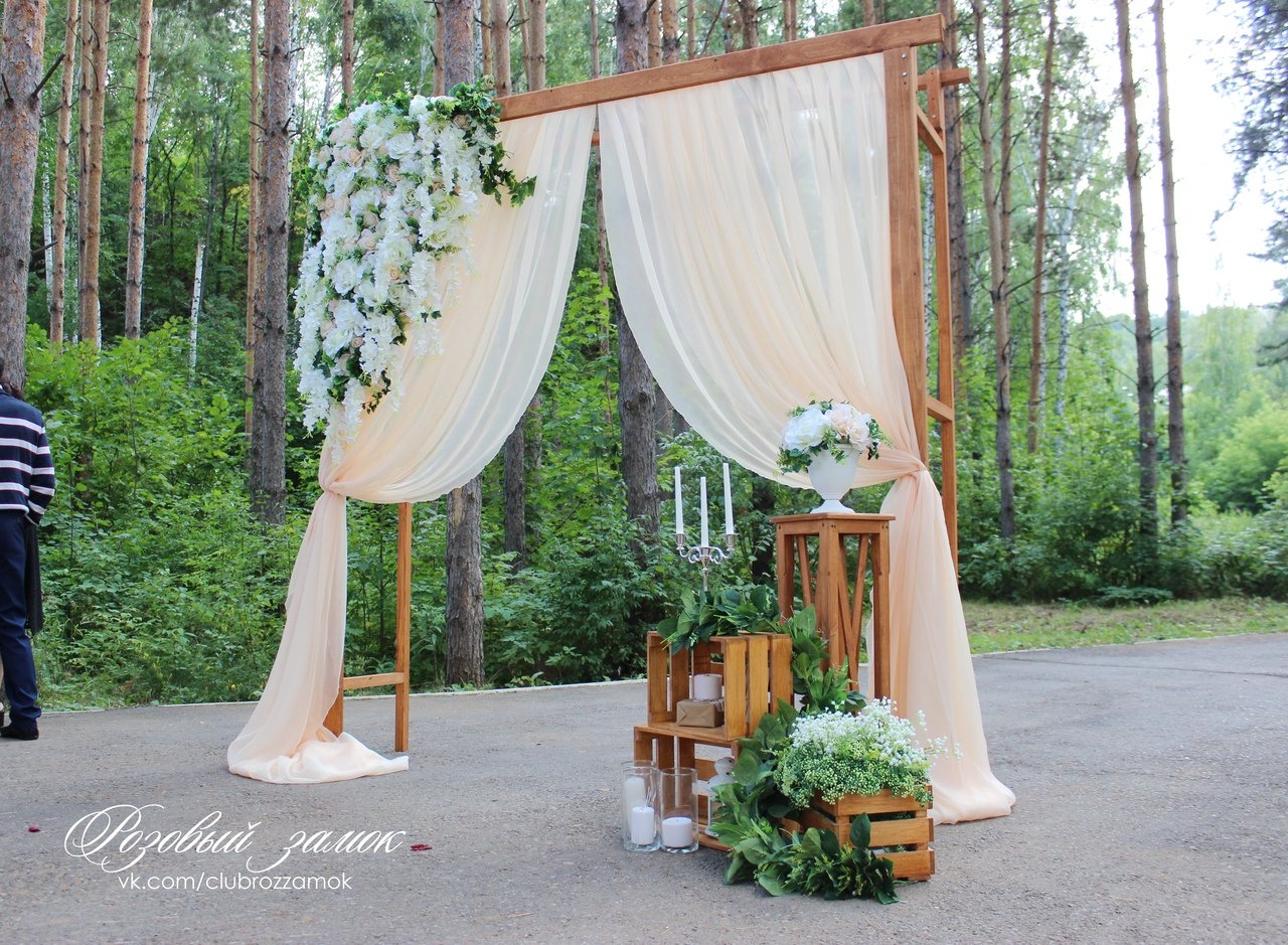 Свадебное оформление свадебного зала&nbsp;Розовый замок : 