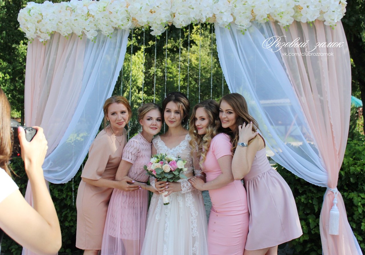 Свадебное оформление свадебного зала&nbsp;Розовый замок : 