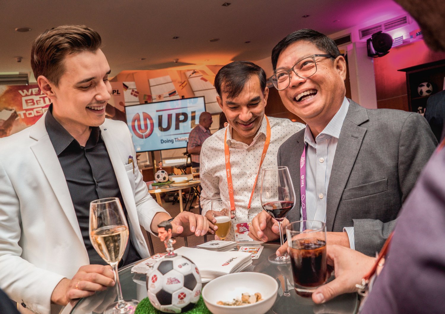 Фокусник и иллюзионист Сергей Голуб&nbsp;Сергей Голуб Фокусник и иллюзионист : 