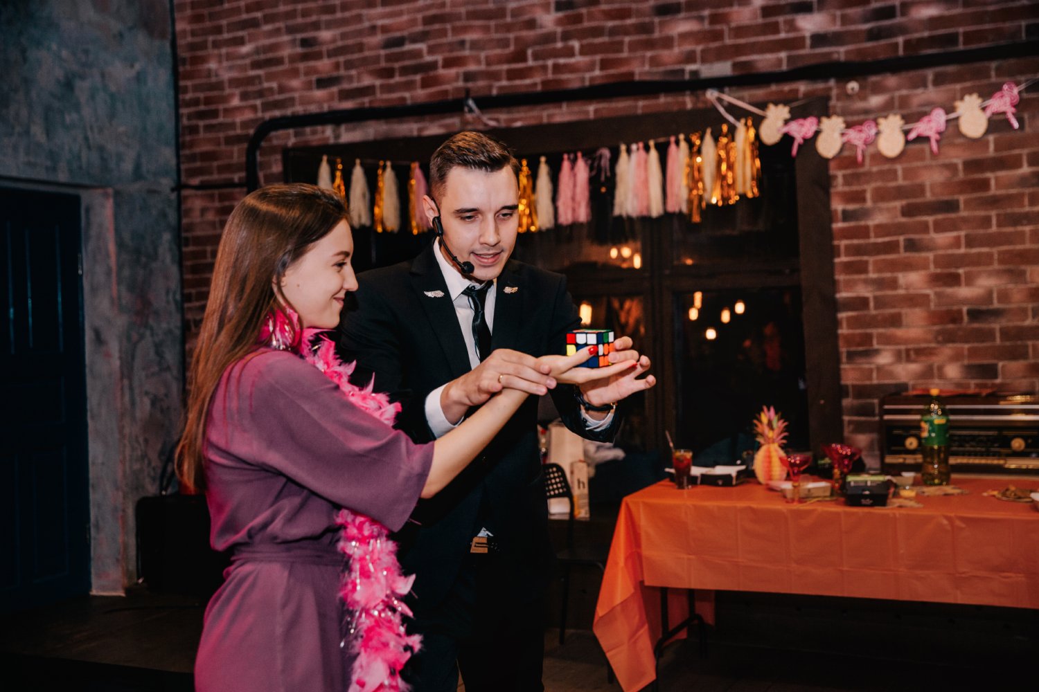 Фокусник и иллюзионист Сергей Голуб&nbsp;Сергей Голуб Фокусник и иллюзионист : 