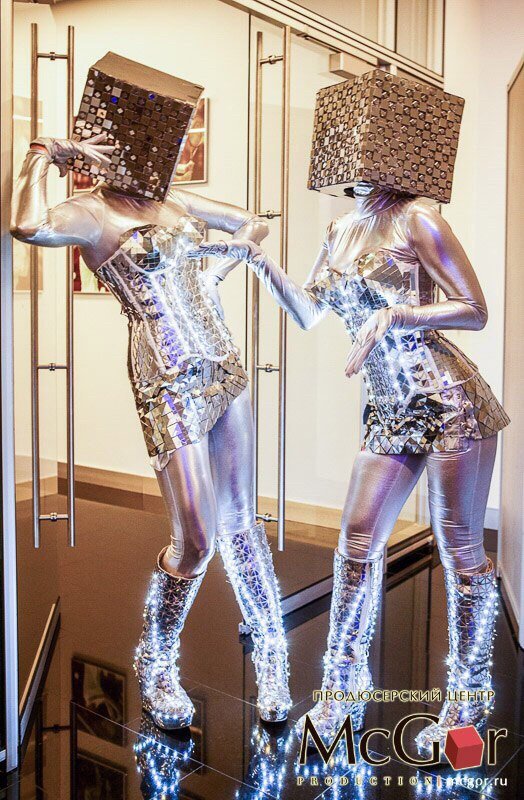 Оригинальный жанр&nbsp;Русский HOLLYWOOD : 