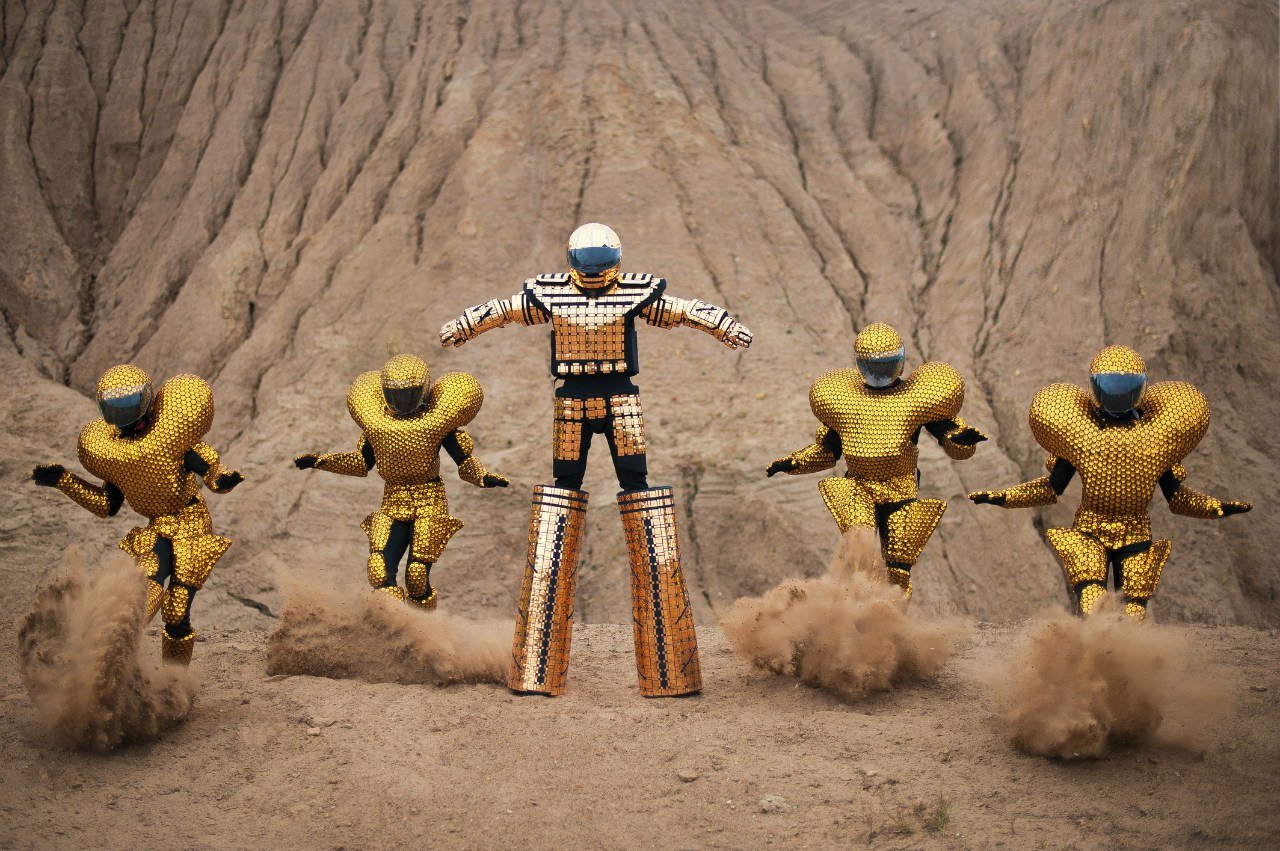 Оригинальный жанр&nbsp;Русский HOLLYWOOD : 