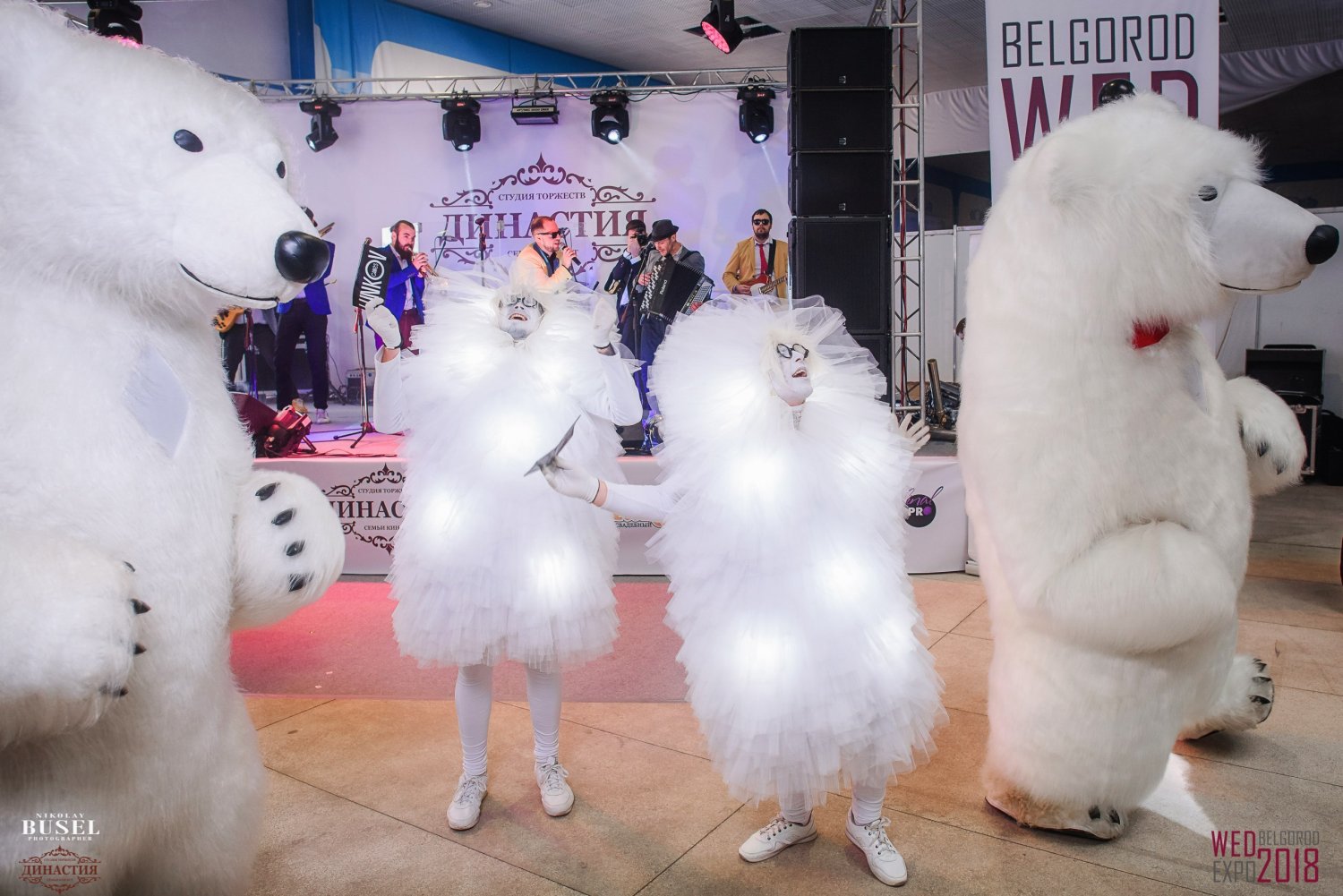 Оригинальный жанр&nbsp;Русский HOLLYWOOD : 