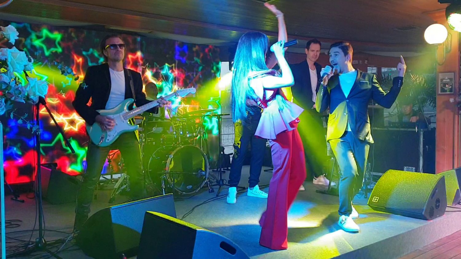 Кавер-группа Instyle-Band&nbsp;Группа INSTYLE-BAND - живая музыка Non-stop! : 