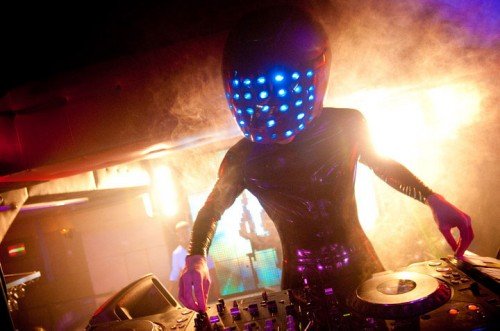 djshow1.jpg – Инновационные детские и молодежные шоу программы | Шоу-программа в Москве - 1 из 13