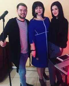 логотип Ведущая и вокальный дуэт.